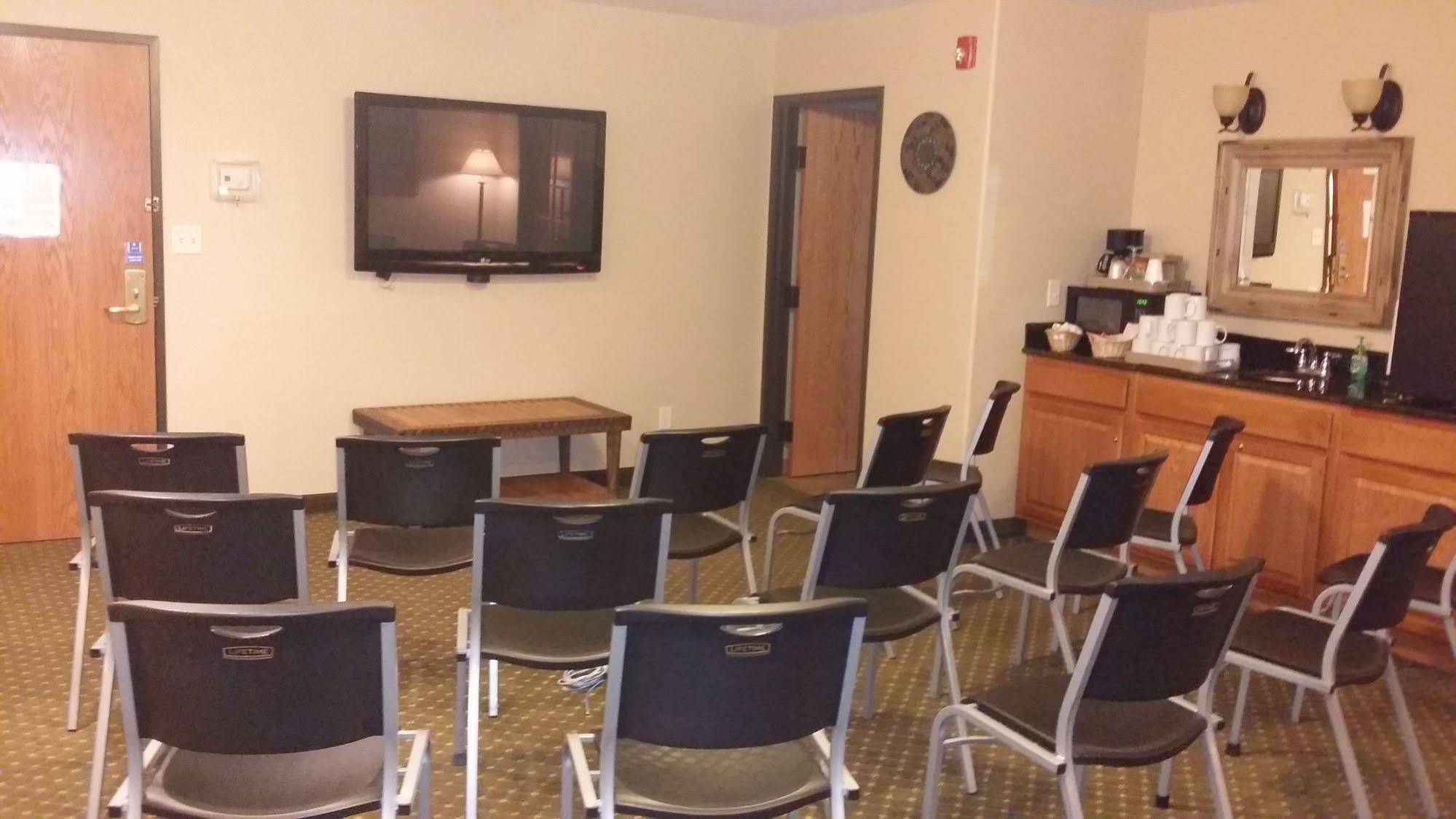 Blue Mountain Inn And Suites Rangely エクステリア 写真